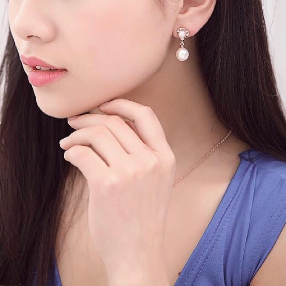 NEW!💙💎MODERN! PEARL LOOK💍SPARKLING CZ DROPS💎💙 - Picture 4 of 8